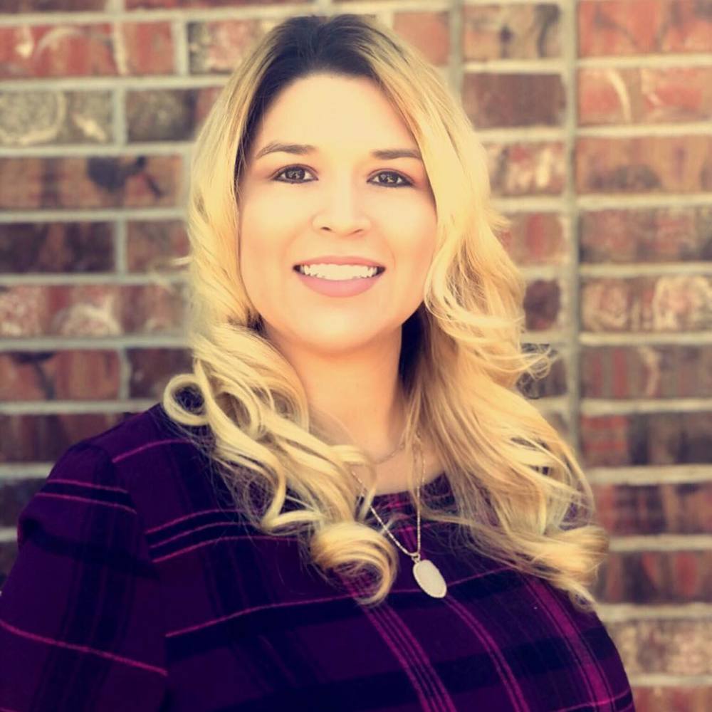 Meet your Posher, Emaly